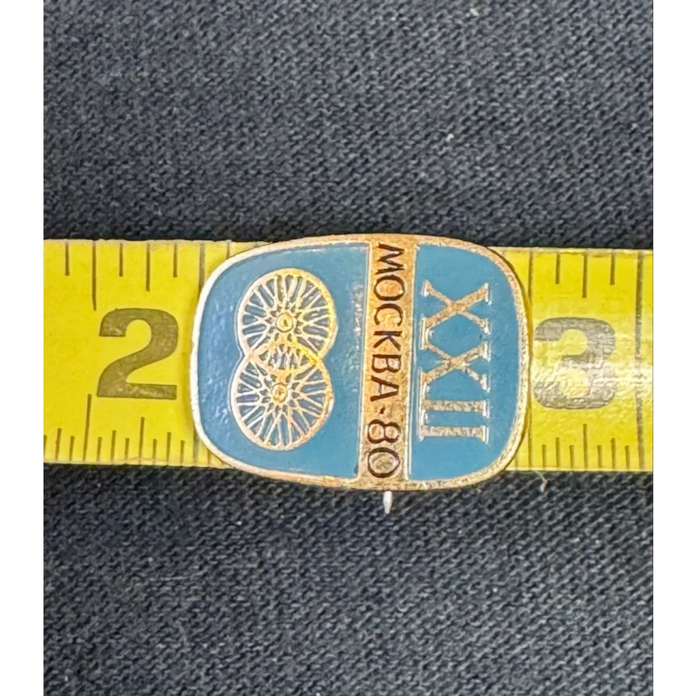 Pair - 1980 XXII Moscow Summer Olympic Games Cycling Pins Badges